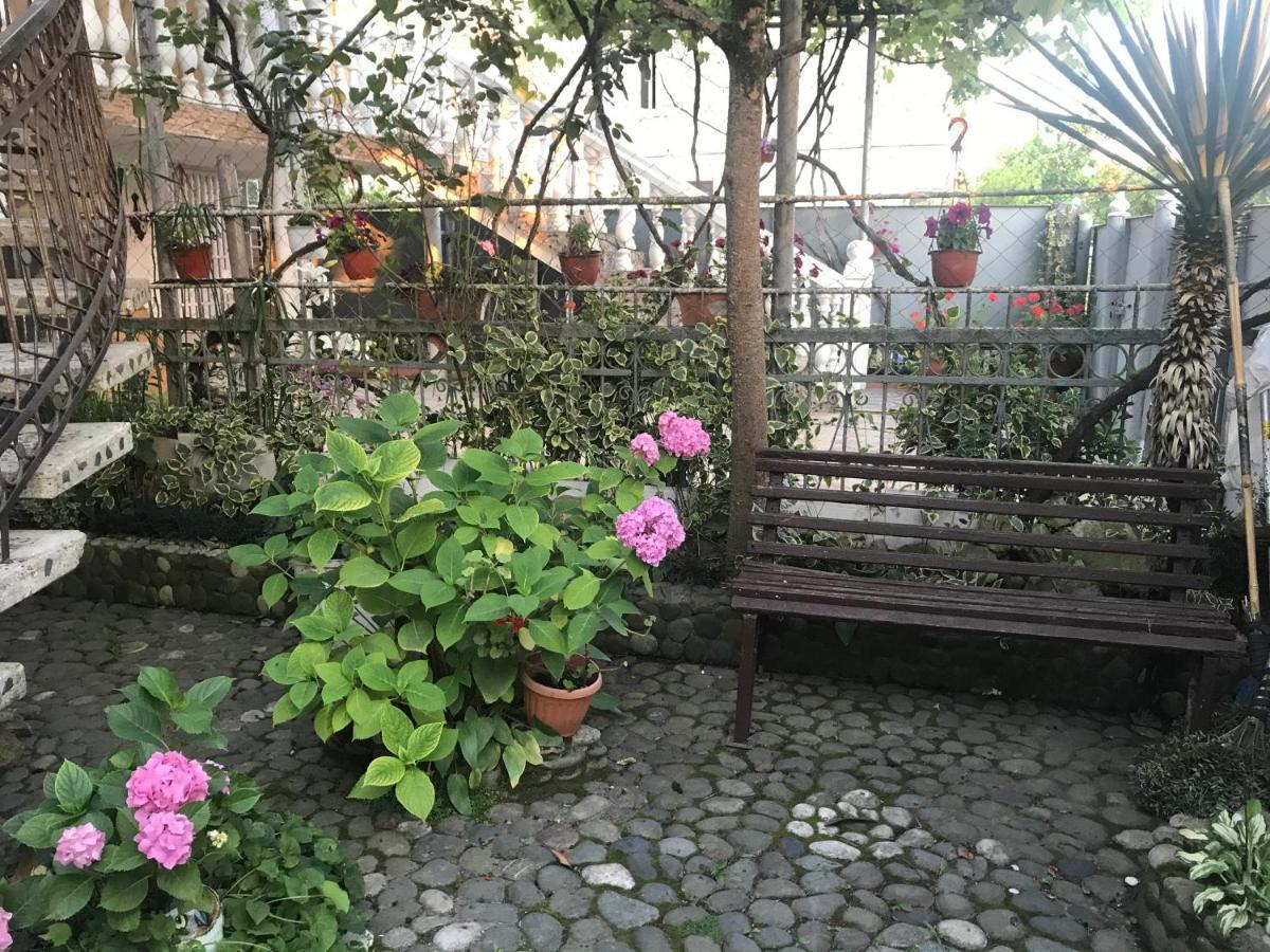 Summer Sochumi Exterior foto